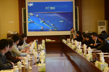 中科投資公司進一步完善員工激勵政策，讓“功勞簿” 上的員工得到更多實惠，在退休后能享受到“雙份養(yǎng)老金”和更多的福利待遇